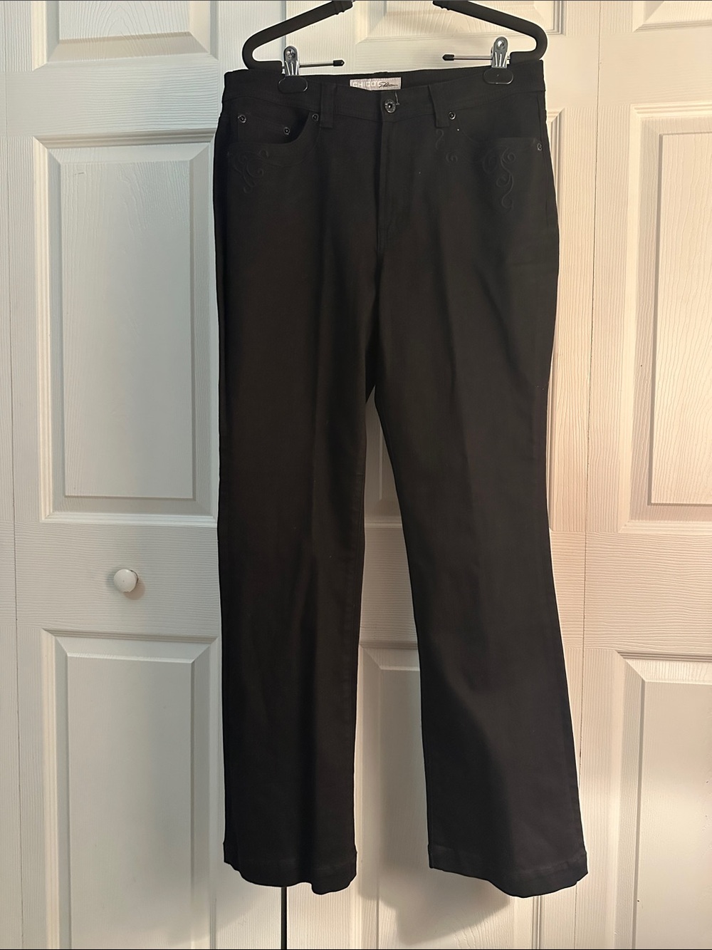 Black Chico Pants with Subtle Embroidery